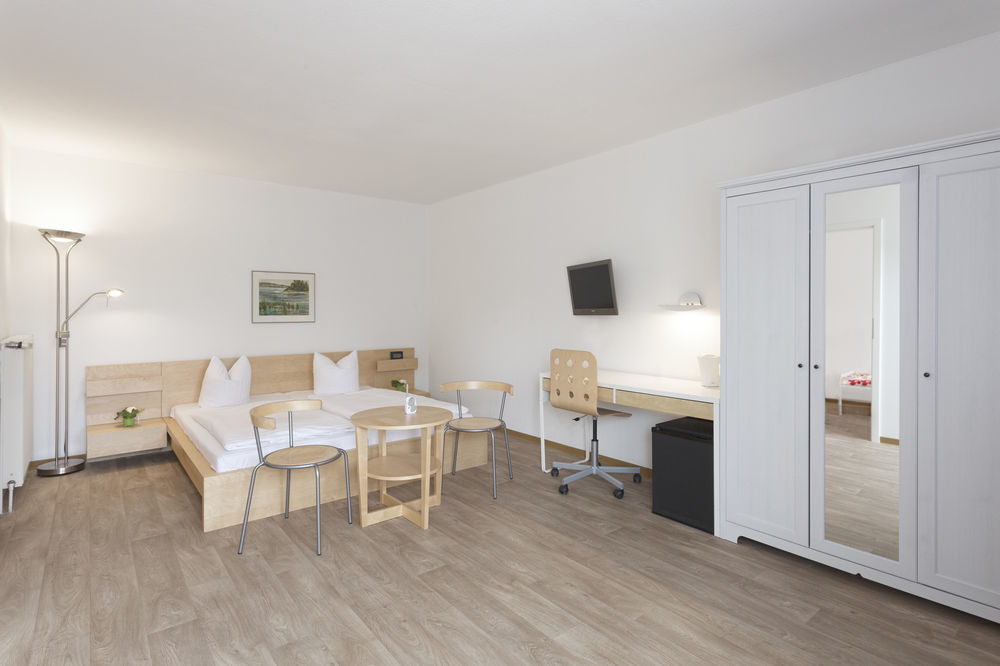 Motel Штральзунд Экстерьер фото