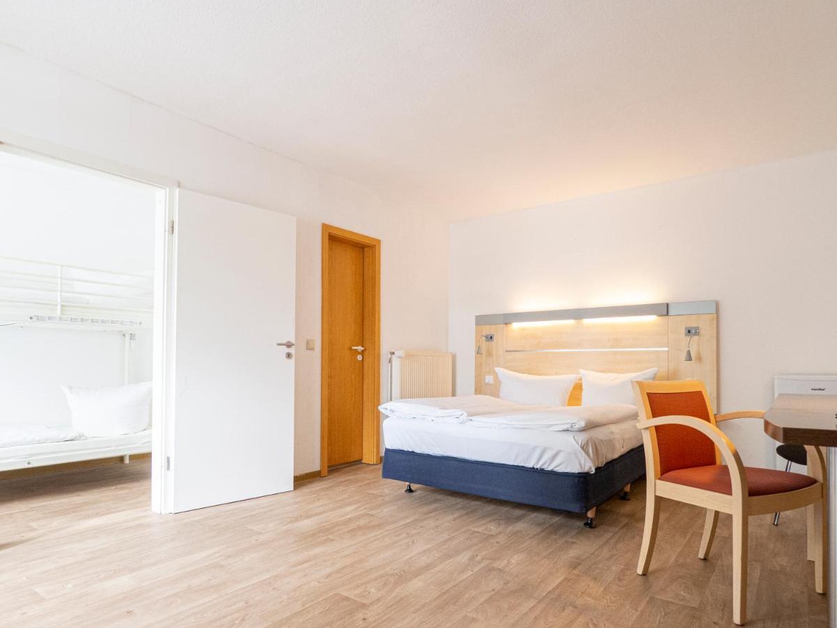 Motel Штральзунд Экстерьер фото