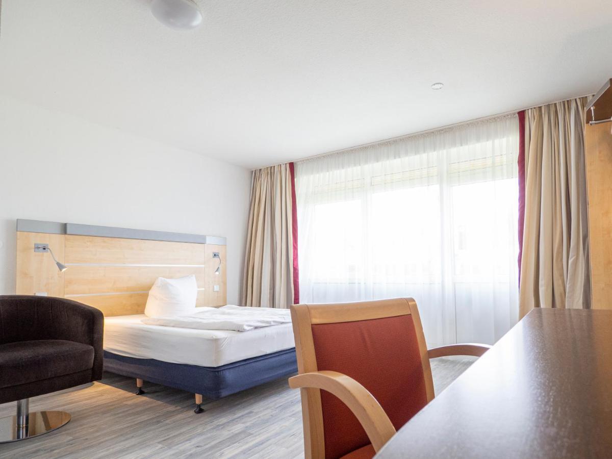 Motel Штральзунд Экстерьер фото